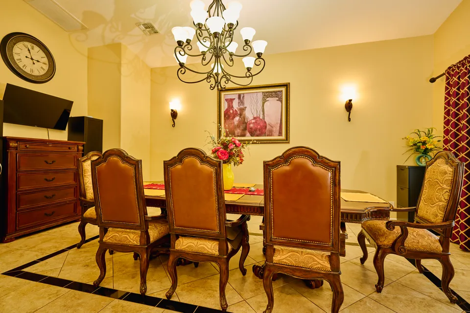 Blue Lakes Assisted Living, photo 4 of 14