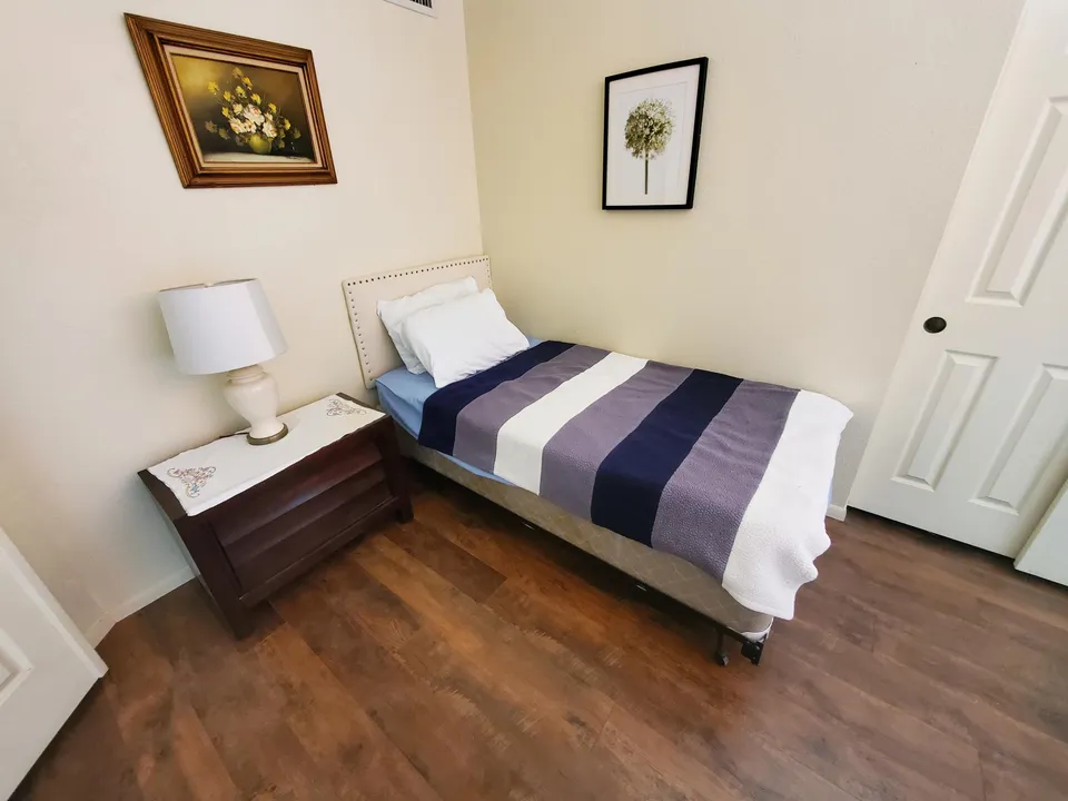 Ahwatukee Comfort Care, LLC, photo 14 of 14