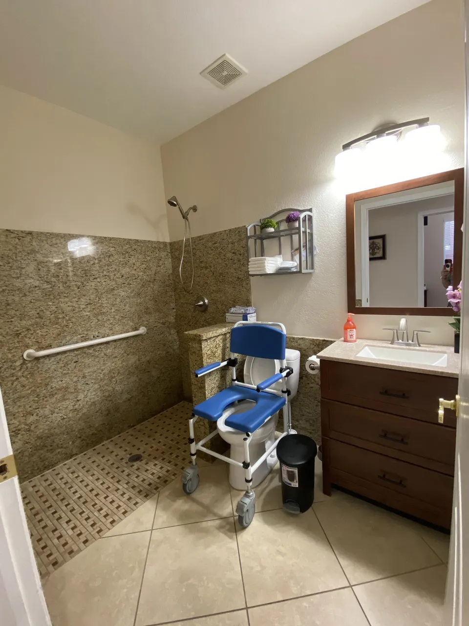Silver Creek Assisted Living, photo 5 of 24