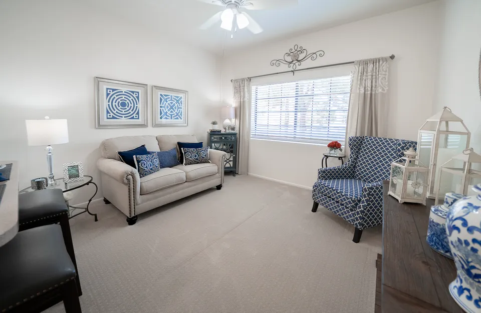 Thunderbird Senior Living, photo 13 of 33