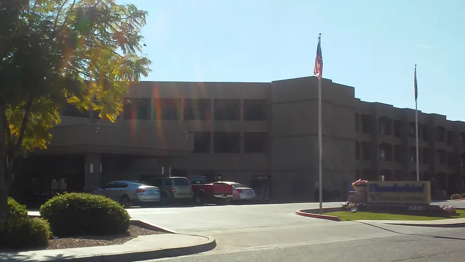 Thunderbird Senior Living, photo 33 of 33
