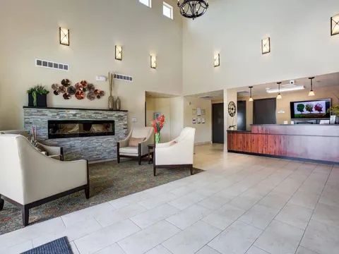 Terra Pointe Memory Care, photo 5 of 40