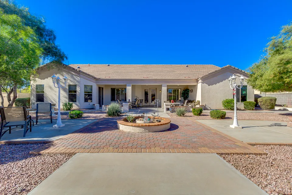 Los Alamos House, photo 20 of 24