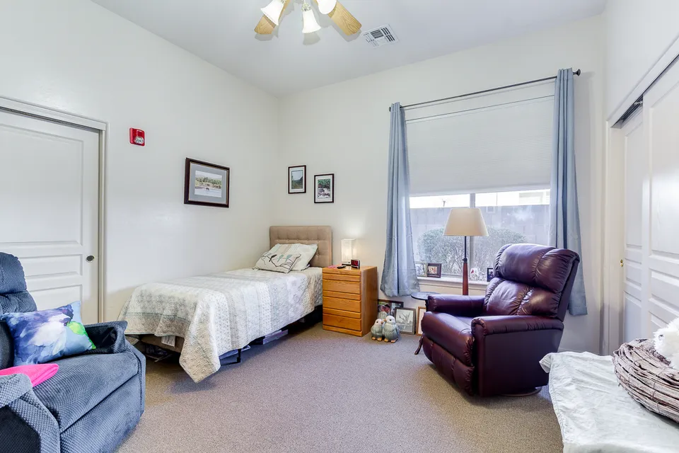 Los Alamos House, photo 21 of 24