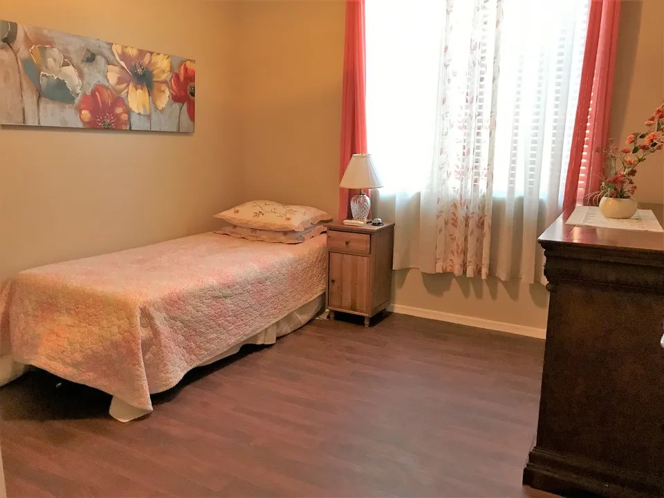 Four Roses Assisted Living LLC, photo 6 of 15