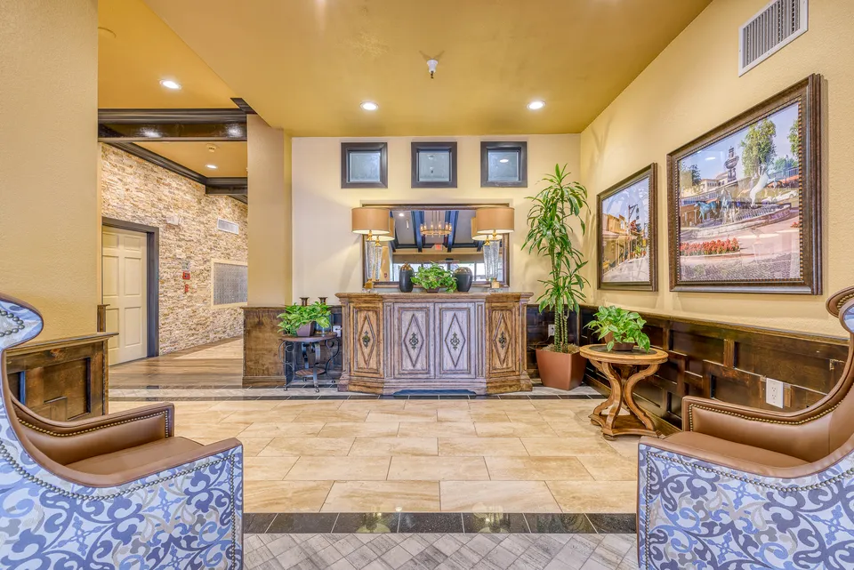 Senior Living at Scottsdale Village Square, photo 34 of 40