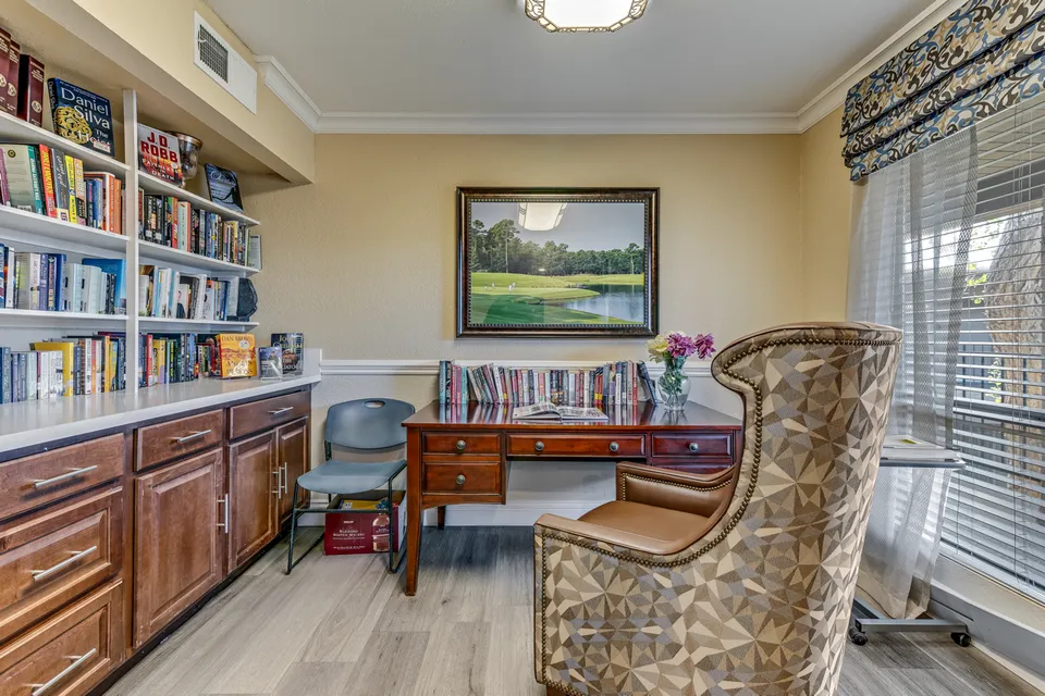 Senior Living at Scottsdale Village Square, photo 7 of 40