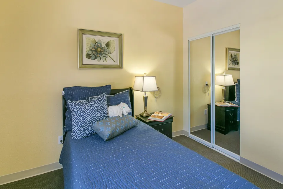 River Centre Assisted Living, photo 14 of 34