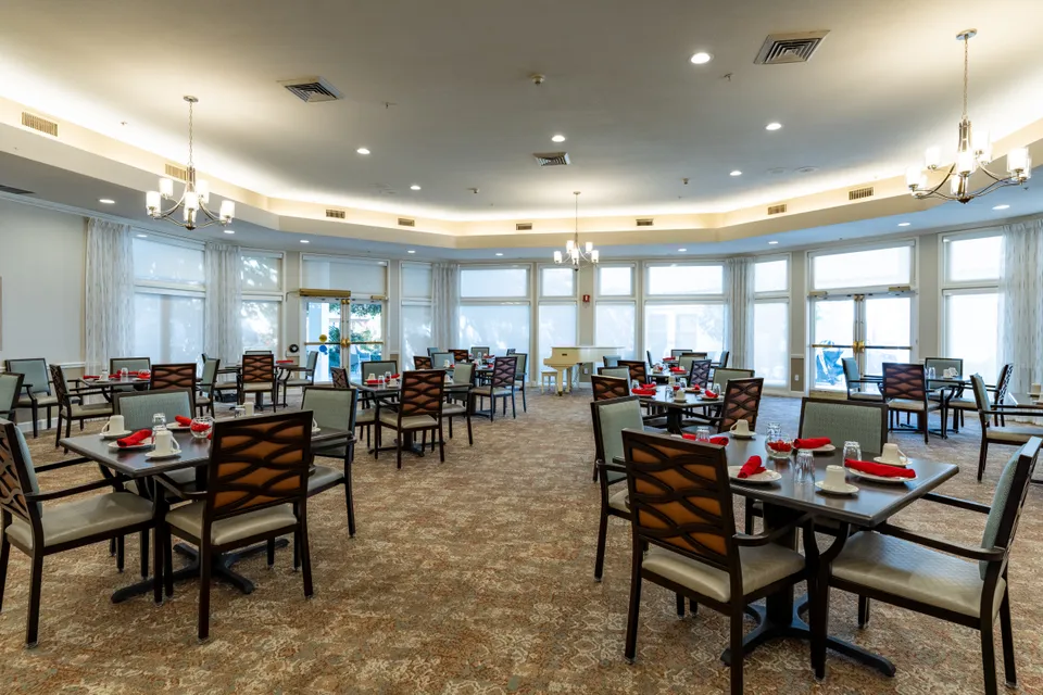 River Centre Assisted Living, photo 6 of 34