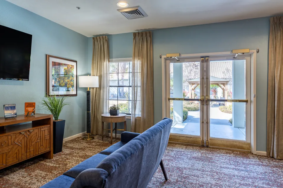 River Centre Assisted Living, photo 7 of 34