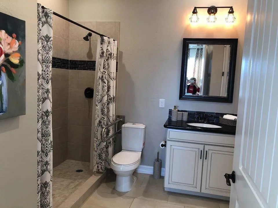 AZ Life II Assisted Living, photo 4 of 17