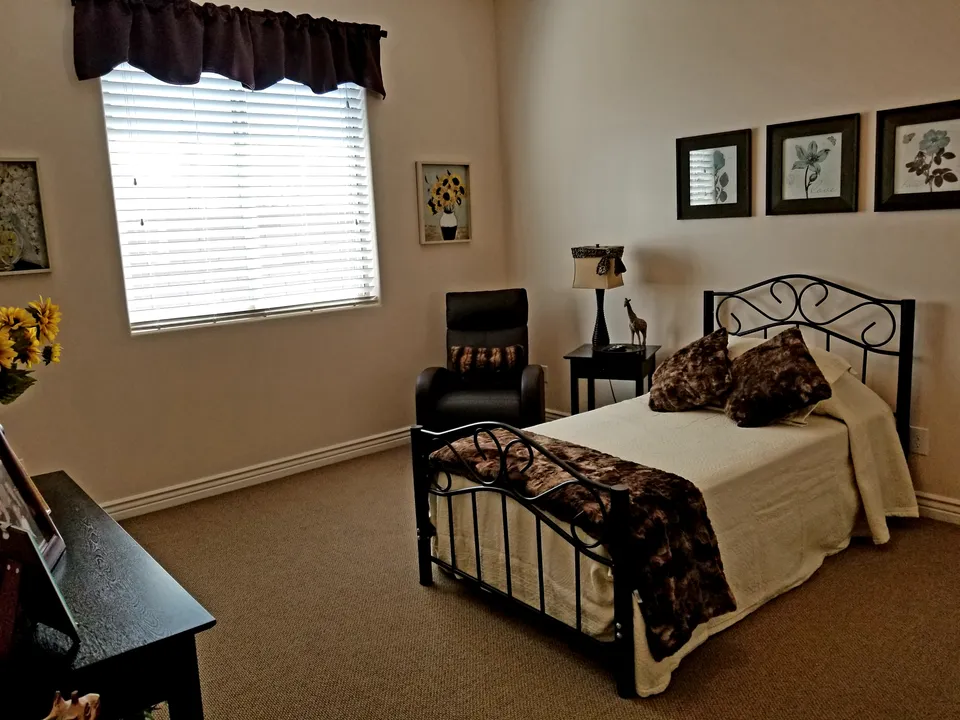 Quail Manor Assisted Living LLC, photo 2 of 7