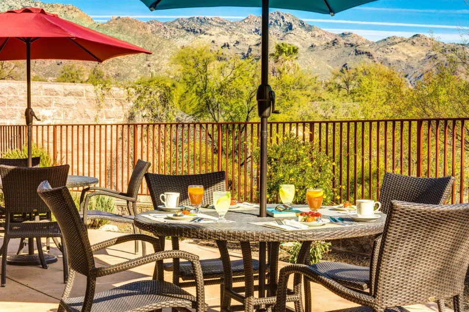 Tucson Place at Ventana Canyon, photo 4 of 19