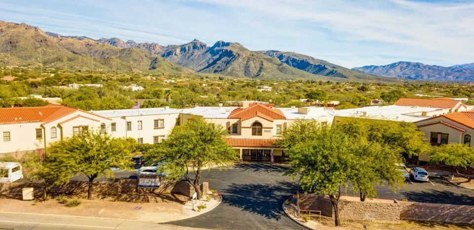 Tucson Place at Ventana Canyon, photo 6 of 19