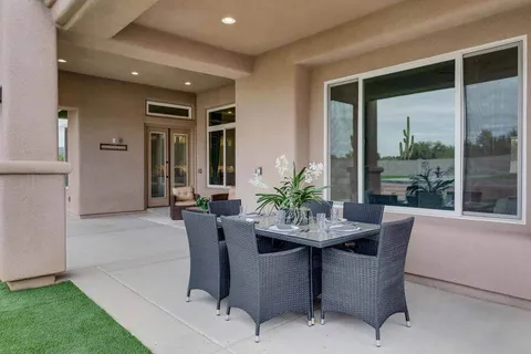 The Valencia Home, photo 10 of 29