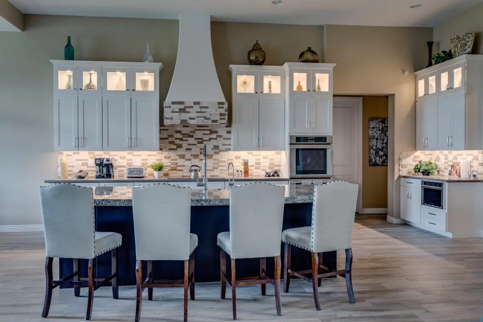 The Valencia Home, photo 12 of 29