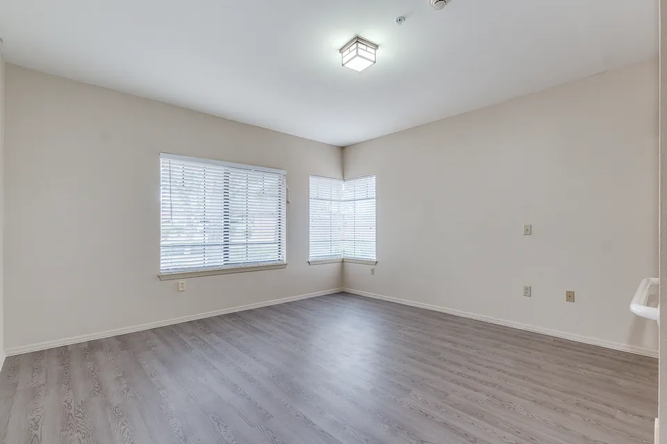 Hawthorn Court, photo 18 of 40