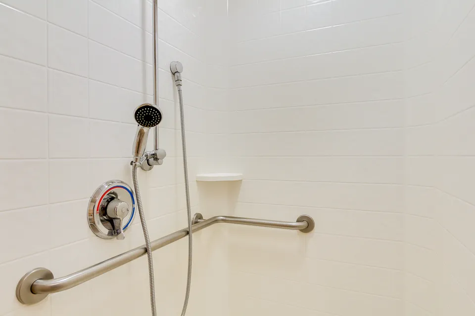 Hawthorn Court, photo 28 of 40