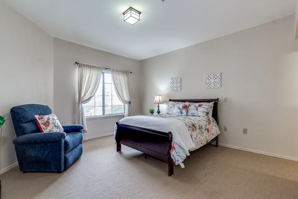 Hawthorn Court, photo 33 of 40