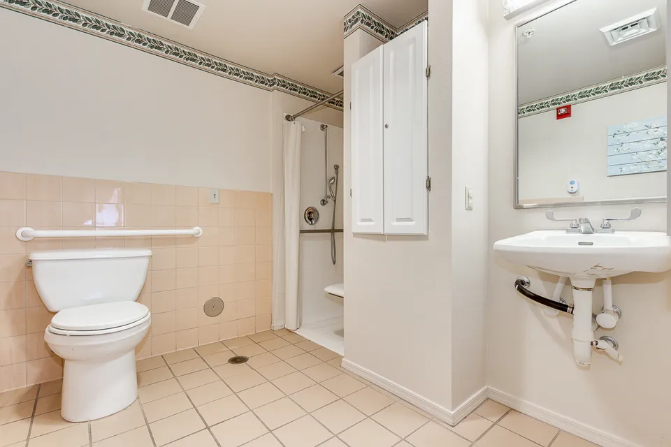 Hawthorn Court, photo 7 of 40