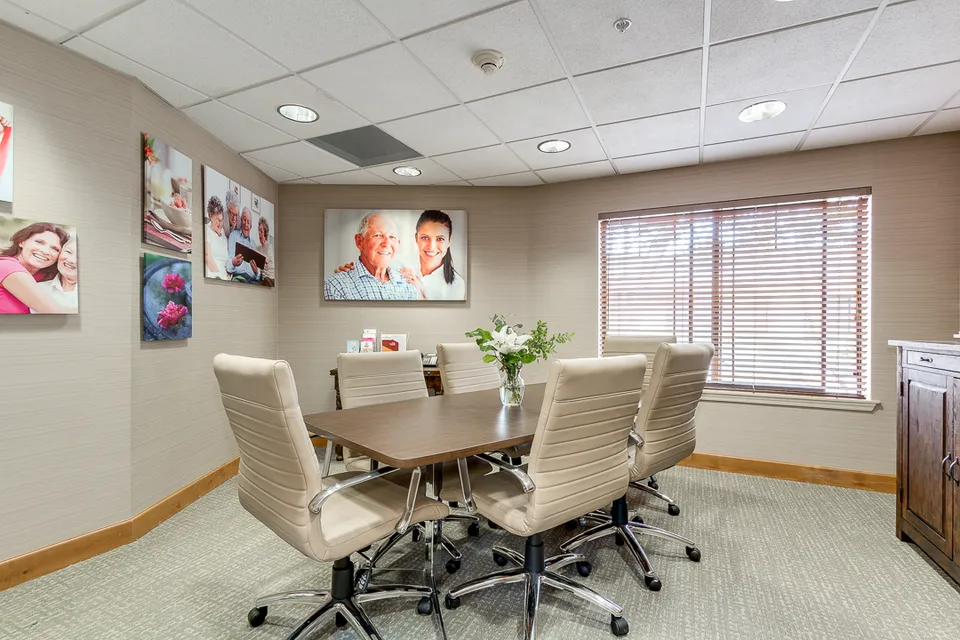 Hawthorn Court, photo 9 of 40