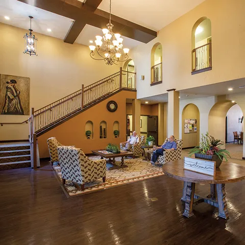 Avista Senior Living Casa Grande, photo 2 of 26