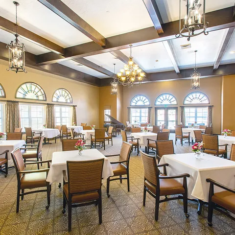 Avista Senior Living Casa Grande, photo 5 of 26