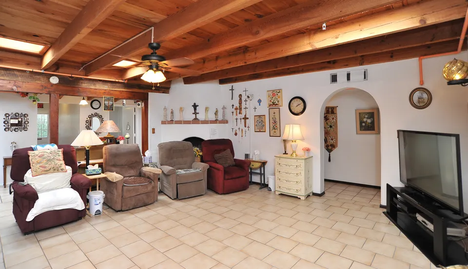 Aslan Assisted Living, photo 2 of 6