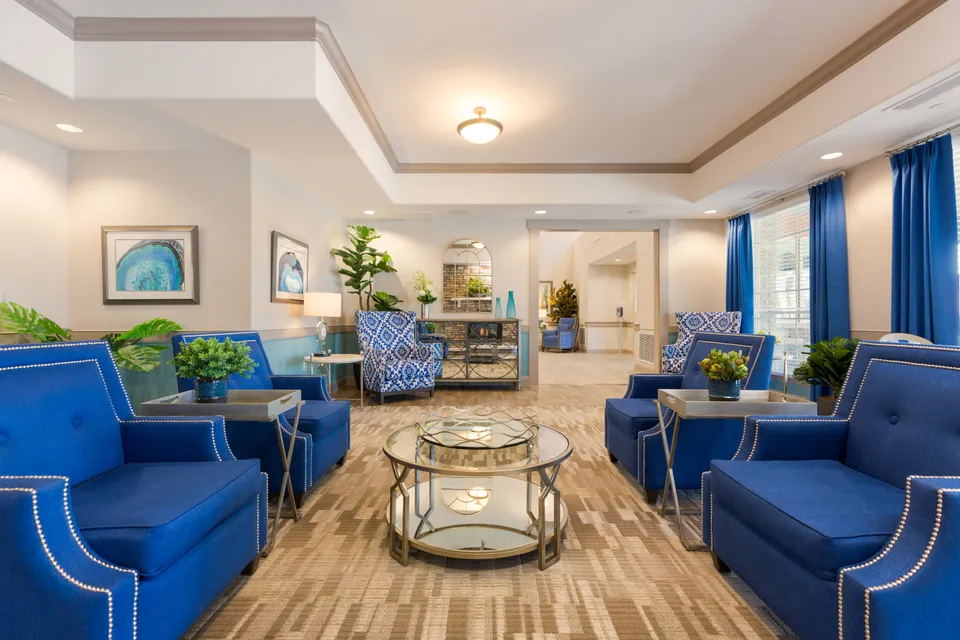 Las Palomas Senior Living, photo 12 of 32