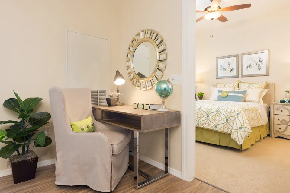 Las Palomas Senior Living, photo 19 of 32