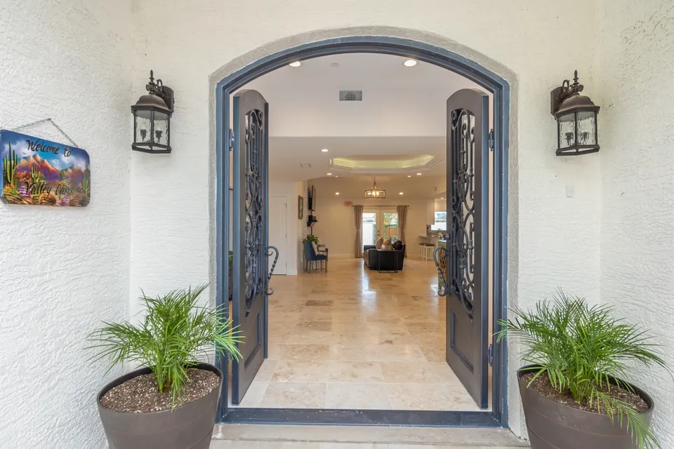 Valley Oasis Assisted Living Home, photo 5 of 13