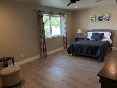 Lincoln Residential Assisted Living, photo 2 of 21