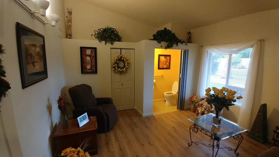 Paradise Valley Foothills Assisted Living, LLC, photo 26 of 30