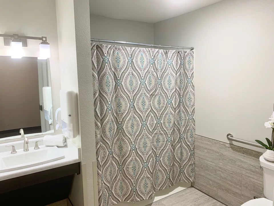 Fairmont Village Assisted Living & Memory Care, photo 6 of 12