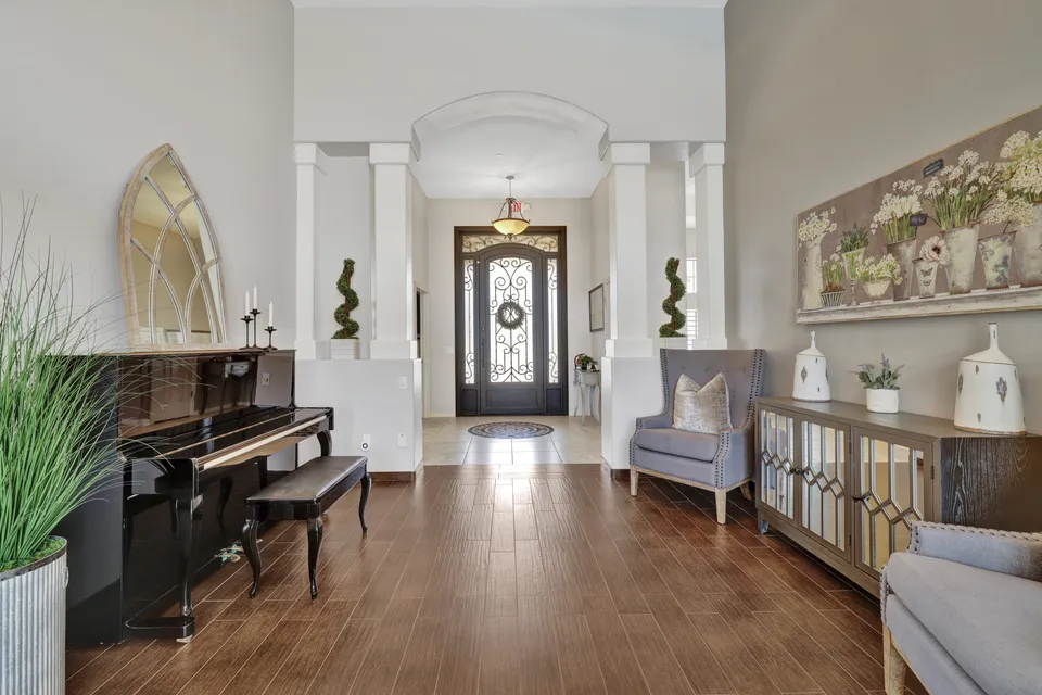 Mariposa Grande Senior Living, photo 14 of 20