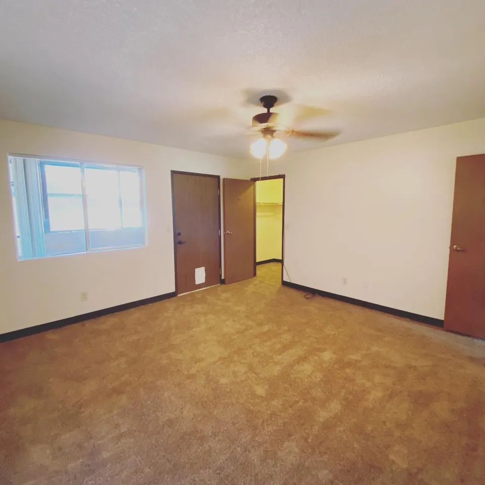 Desert Marigold Senior Living, photo 4 of 36
