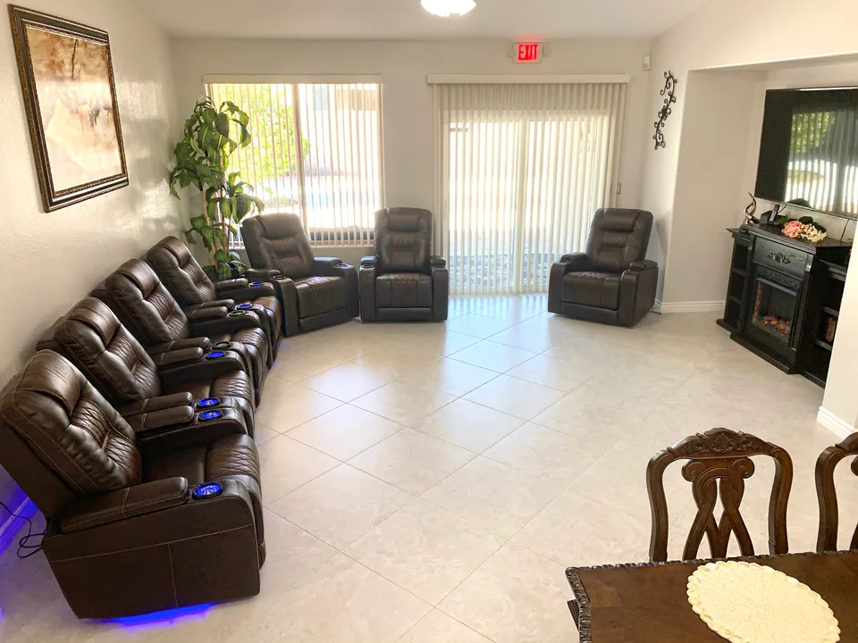 Paradise Life Care II, photo 2 of 13