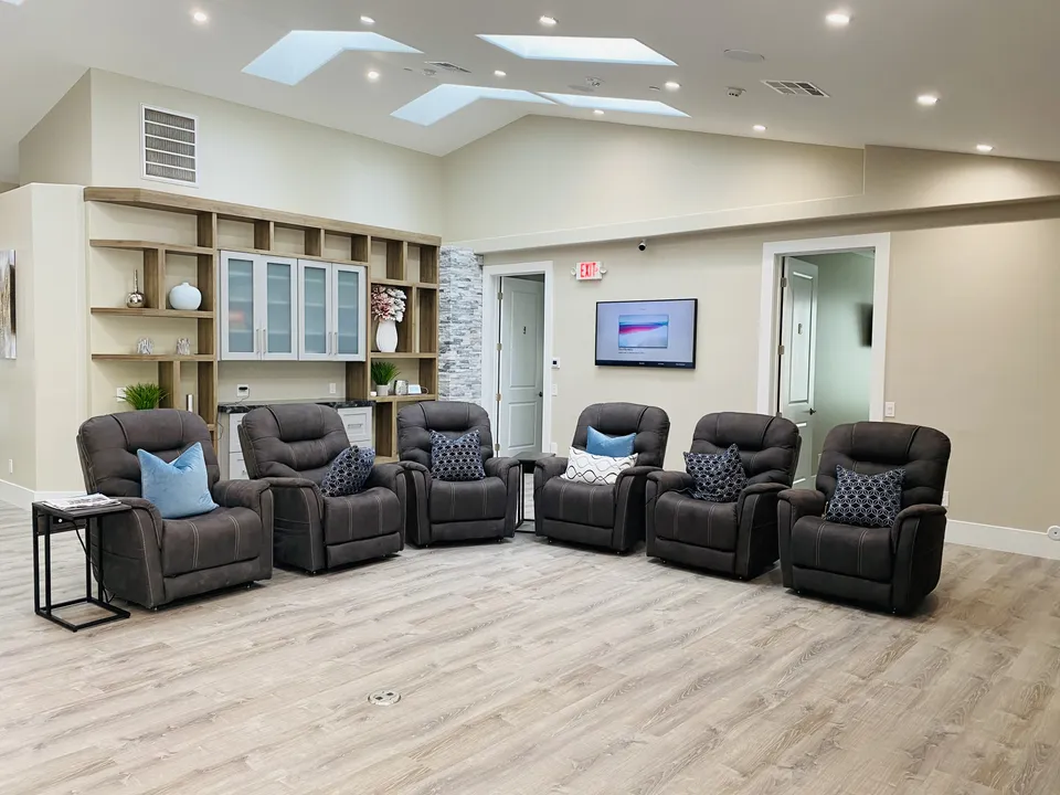Crystal Ridge Assisted Living LLC, photo 13 of 16