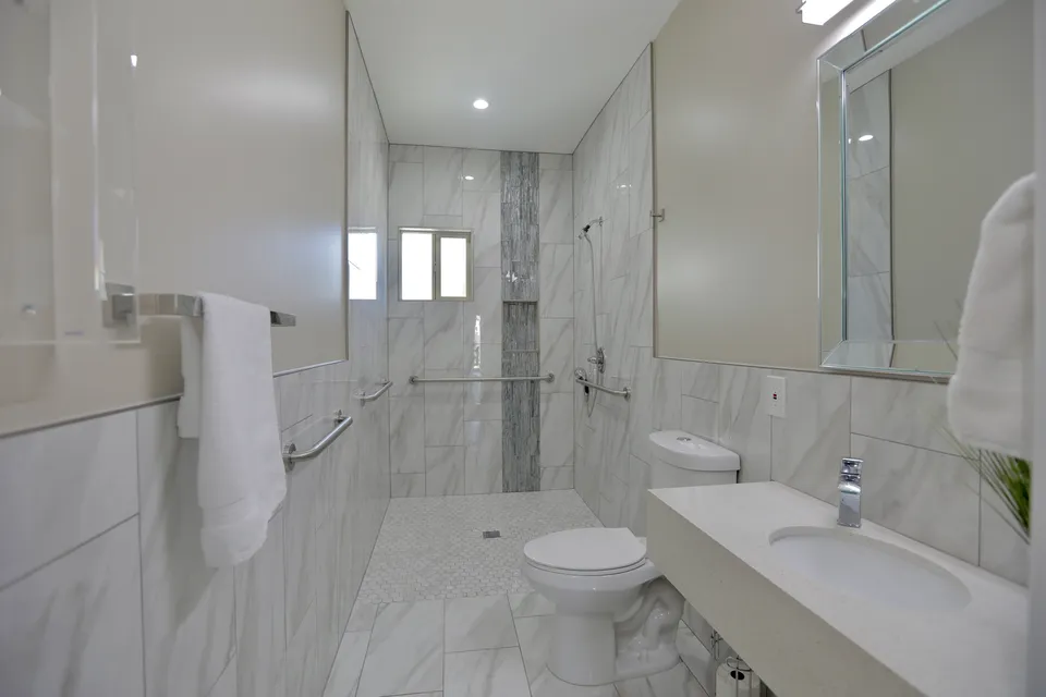 Crystal Ridge Assisted Living LLC, photo 3 of 16