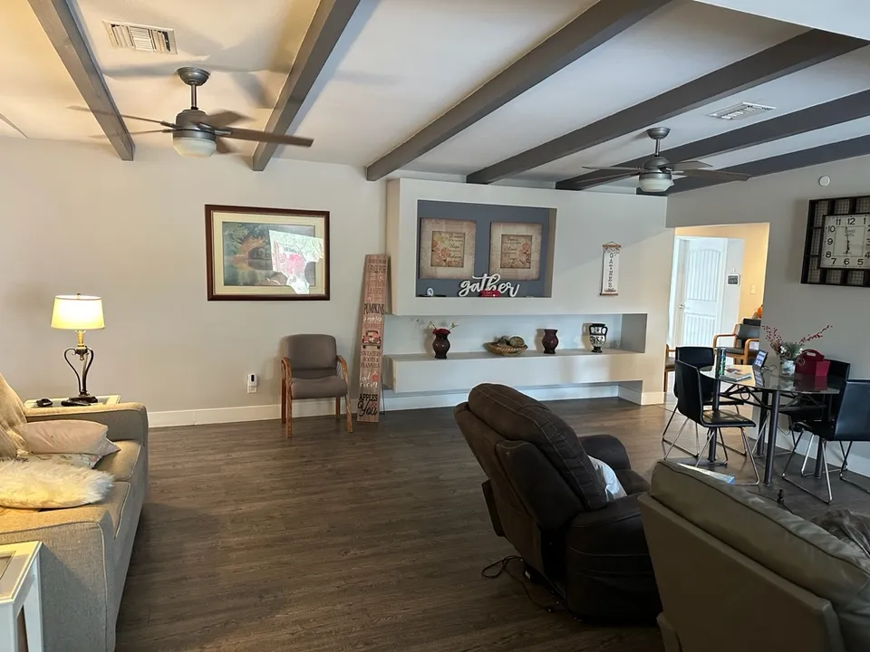 Sherwood Heights Adult Living, photo 4 of 8