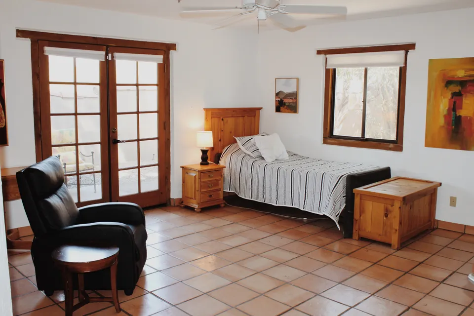 Manor on Paradise Assisted Senior Living, photo 11 of 17