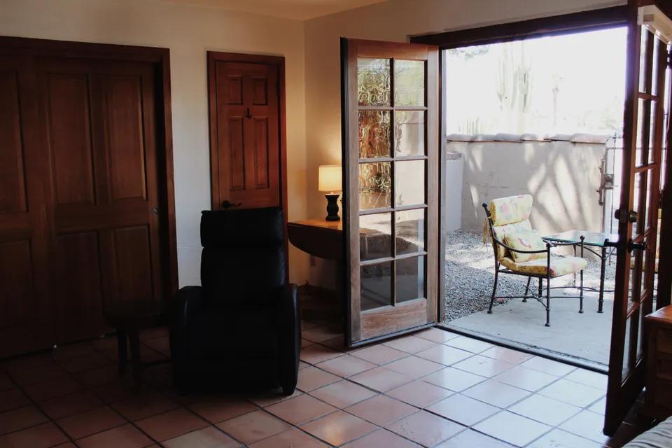 Manor on Paradise Assisted Senior Living, photo 9 of 17