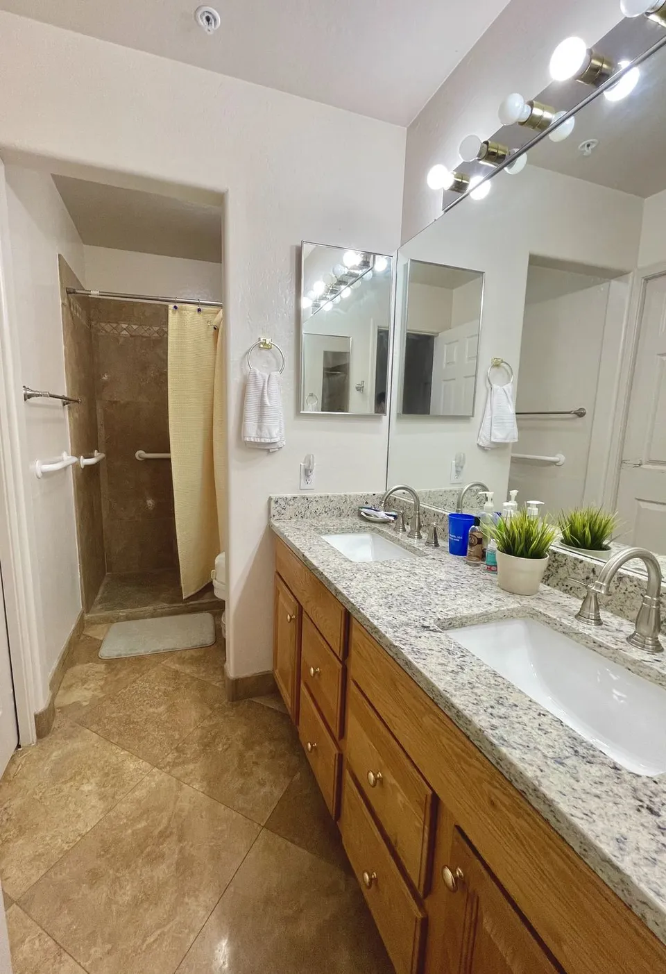 Senior Valley Assisted Living, photo 4 of 7