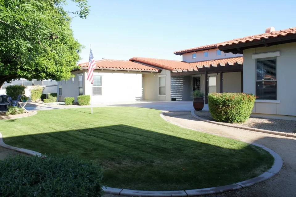 Barton House II, photo 11 of 35