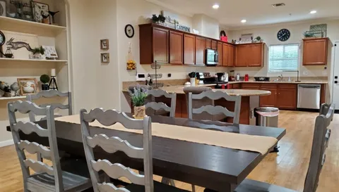 The Villas at Wilmot, photo 32 of 34
