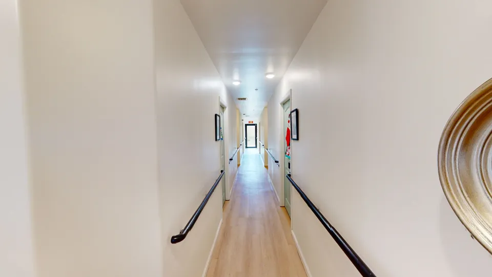 Heritage Oaks Assisted Living Residence, photo 15 of 39
