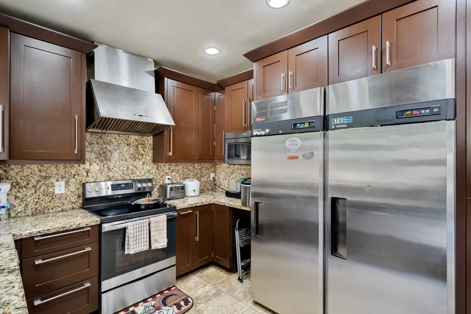 Paradise Valley Premier Care LLC, photo 18 of 23