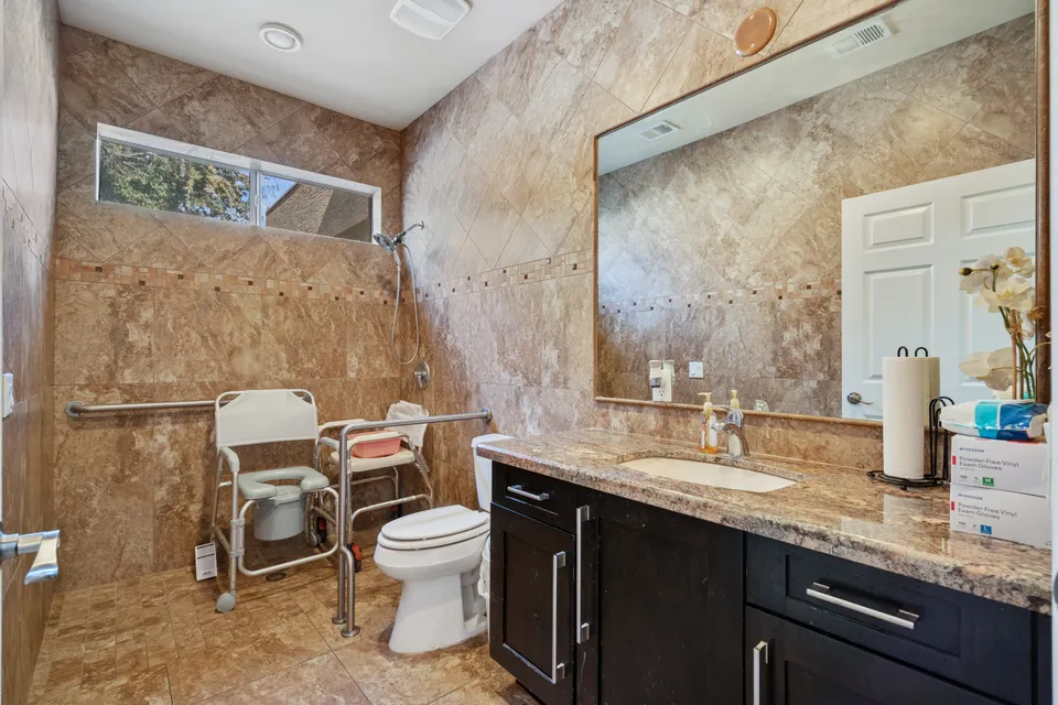 Paradise Valley Premier Care LLC, photo 5 of 23