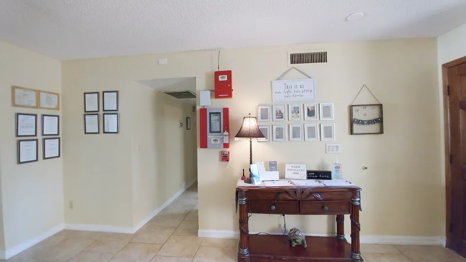 Scottsdale Quarter Care Assisted Living LLC, photo 4 of 12