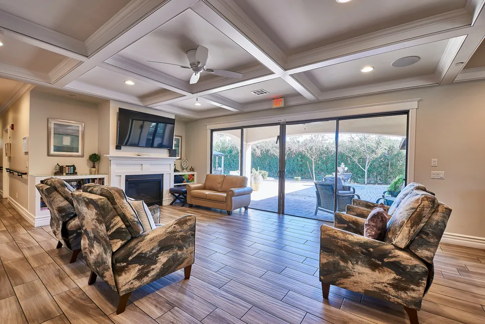 Paradise Living Centers - Central Phoenix, photo 2 of 16